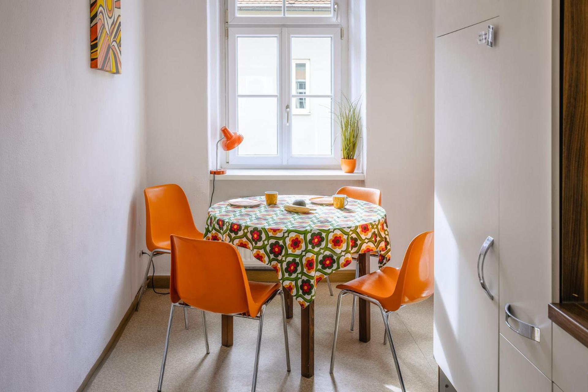 Sunny Citycenter Apartment - Graz Main Station Exterior photo